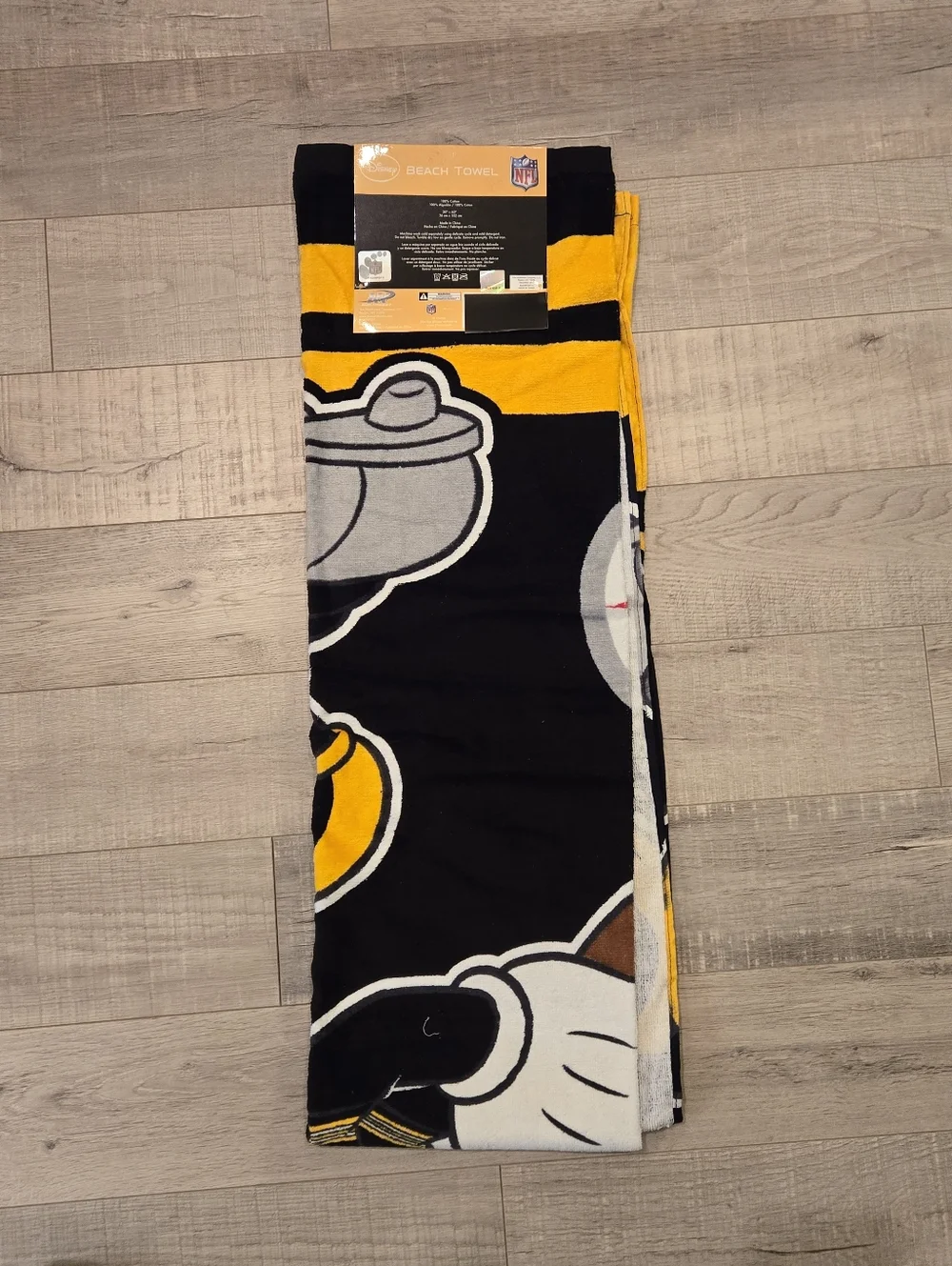 NEW Disney NFL Steelers Mickey Mouse Beach Towel 30